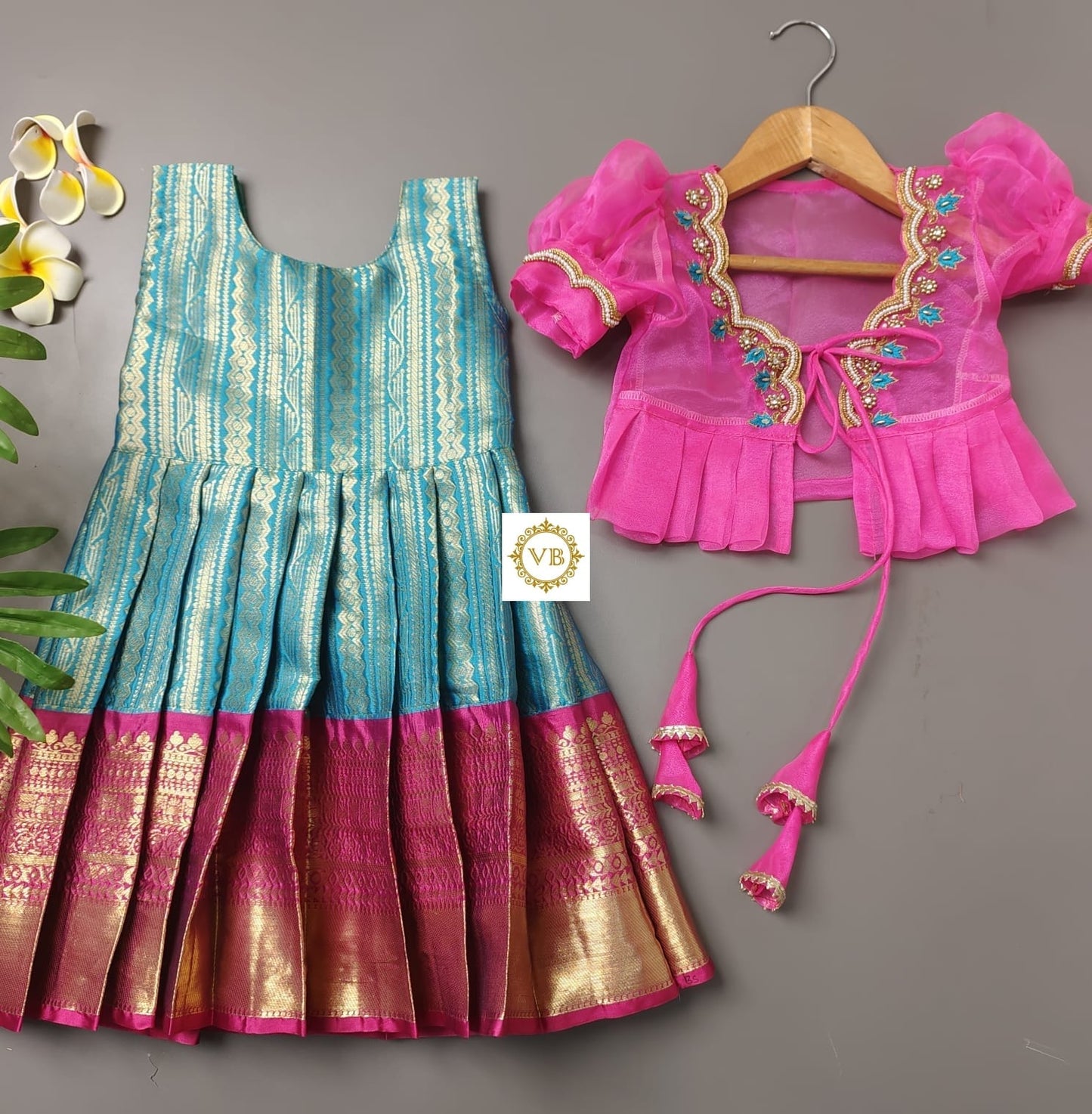 Girls Kanchipuram pavadai set -Pink&Blue