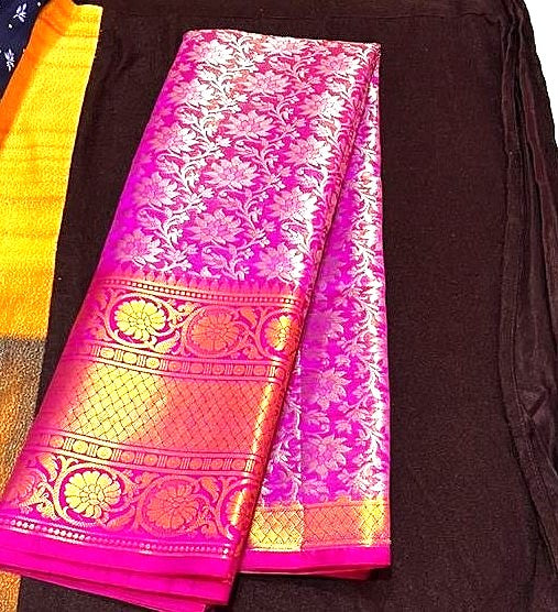 Kanchipuram Tissue Silk saree - Pink & Gold toned